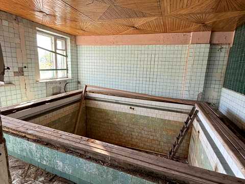 коммерческая по адресу Богдана Хмельницького, 123