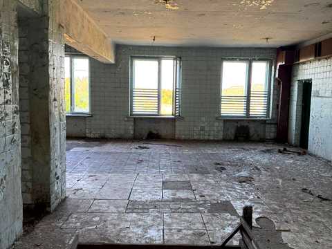 коммерческая по адресу Богдана Хмельницького, 123