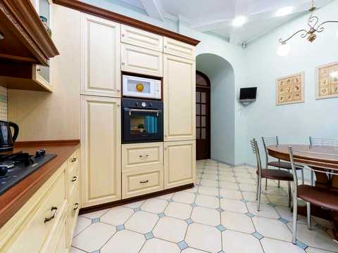 квартира по адресу Михайловская ул., 15