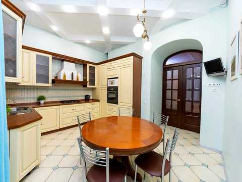 квартира по адресу Михайловская ул., 15