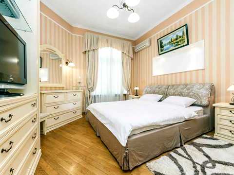 квартира по адресу Михайловская ул., 15