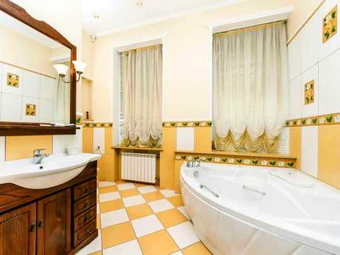 квартира по адресу Михайловская ул., 15