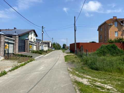 ділянка за адресою Молодіжна вул., 2