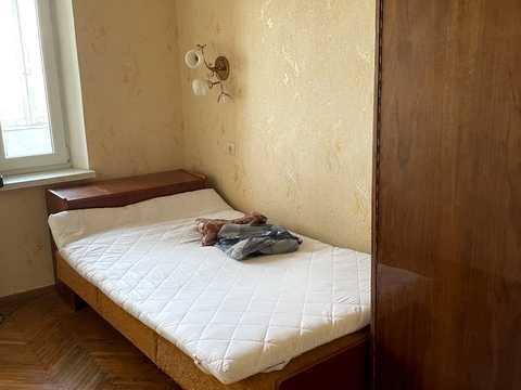 квартира за адресою Київ, Варязький пров. (Бехтеревський), 10