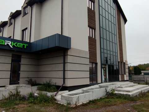 коммерческая по адресу Киевская ул., 61