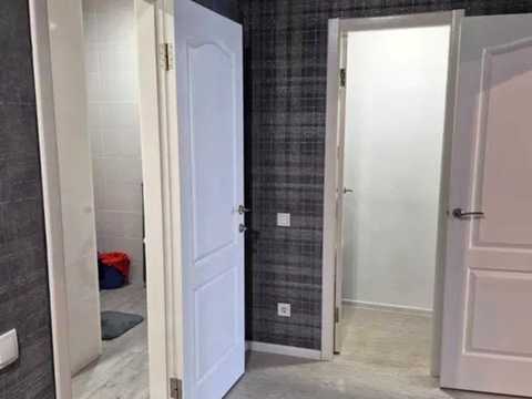 квартира за адресою Сім'ї Кульженків вул. (Петра Дегтяренка), 31-Б