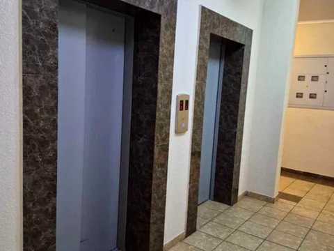 квартира за адресою Сім'ї Кульженків вул. (Петра Дегтяренка), 31-Б