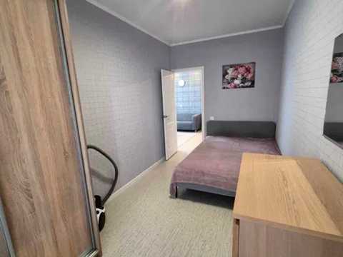 квартира за адресою Сім'ї Кульженків вул. (Петра Дегтяренка), 31-Б