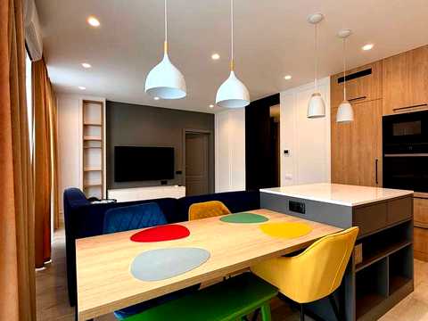 квартира за адресою Салютна вул., 2к1