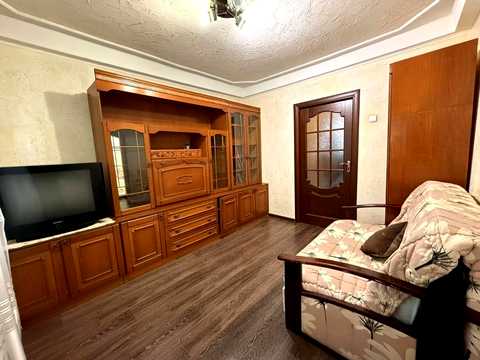 квартира за адресою Тополева вул., 6