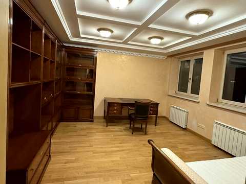 будинок за адресою Оболонська набережна вул.