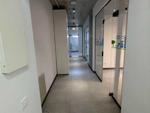 комерційна за адресою Львів, Володимира Великого вул. (Артема), 10