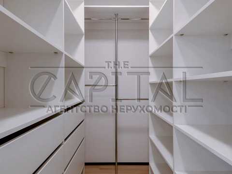 квартира за адресою Салютна вул., 2к25