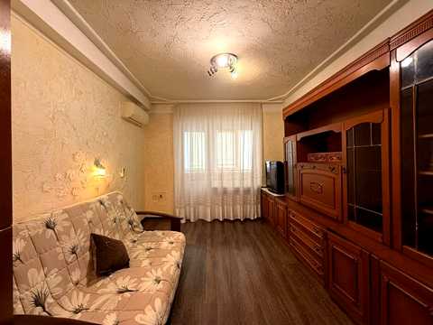 квартира за адресою Тополева вул., 6