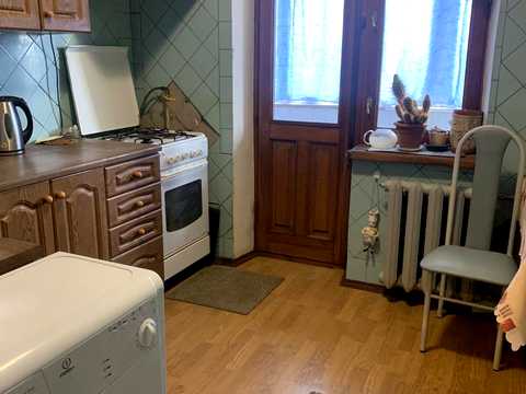 квартира за адресою Раїси Окіпної вул., 7-А