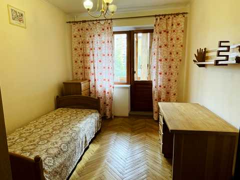 квартира по адресу Зои Гайдай ул., 3