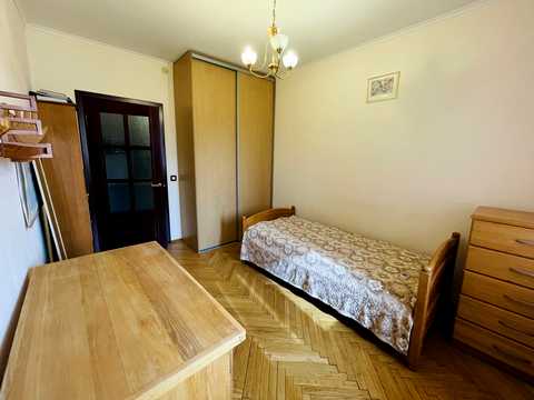 квартира по адресу Зои Гайдай ул., 3