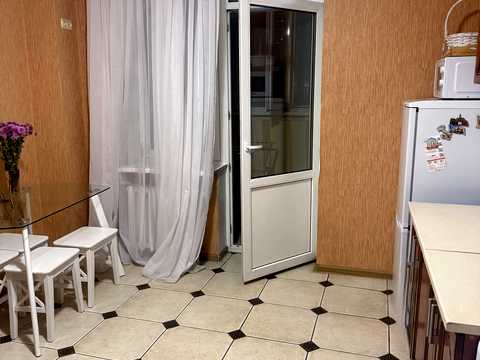 квартира за адресою Олени Пчілки вул., 2