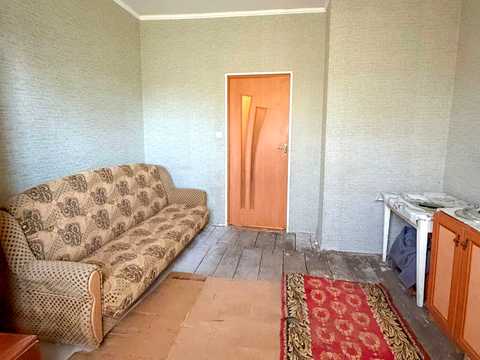 квартира за адресою смт. Благодатне (Жовтневе), Грушевського, 14