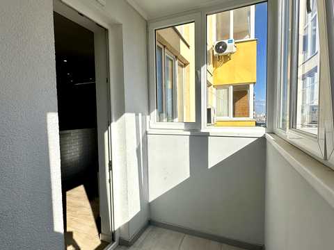 квартира за адресою Сім'ї Кульженків вул. (Петра Дегтяренка), 37