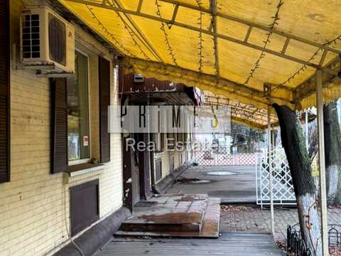комерційна за адресою Вишгородська вул., 4