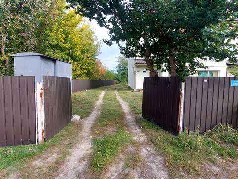 будинок за адресою Жовтнева вул., 10