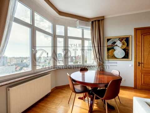 квартира по адресу Кловский спуск, 5