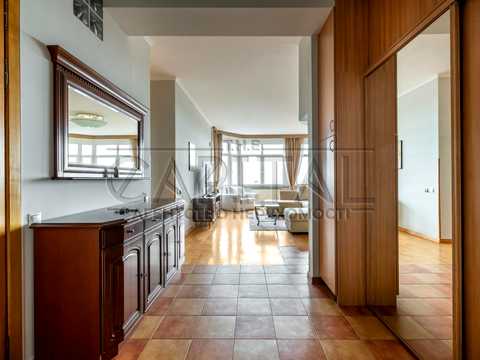 квартира по адресу Кловский спуск, 5