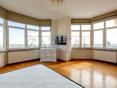 квартира по адресу Кловский спуск, 5