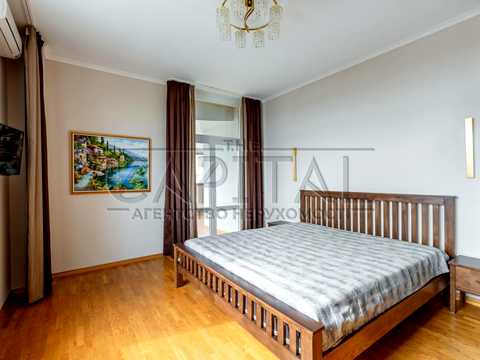 квартира по адресу Кловский спуск, 5