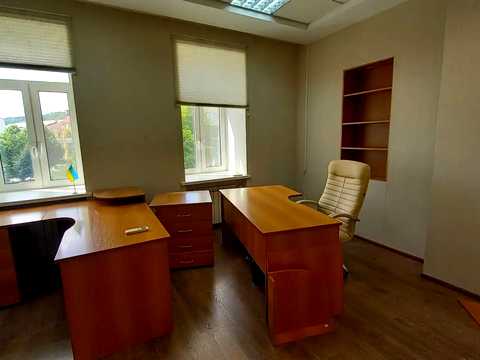 коммерческая по адресу Константиновская ул., 32