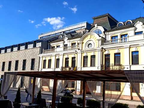 комерційна за адресою Київ, Петра Сагайдачного вул., 18