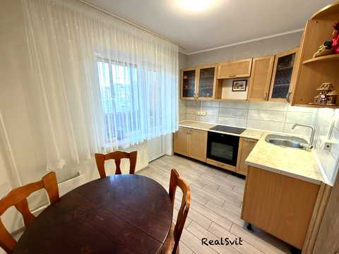 квартира за адресою Київ, Ревуцького вул., 17