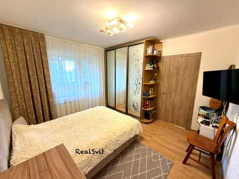 квартира за адресою Київ, Ревуцького вул., 17