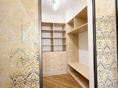 квартира по адресу Радужный массив ул., 10а
