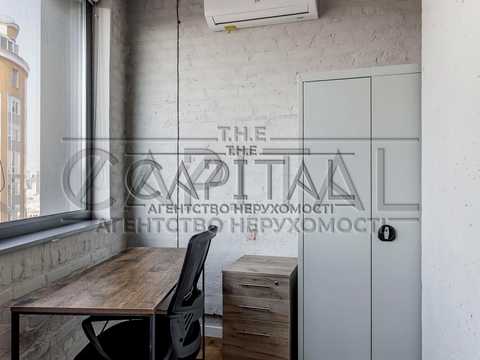 комерційна за адресою Антоновича вул. (Горького), 74-78