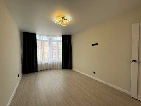 квартира за адресою Злуки просп., 7