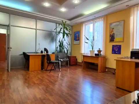 комерційна за адресою Слобожанський просп. (ім. газети Правда), 73