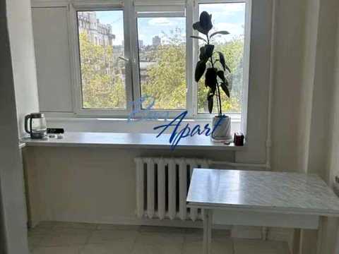 квартира за адресою Велика Васильківська вул. (Червоноармійська), 94