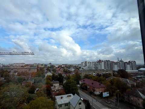 квартира за адресою Івано-Франківськ, Степана Бандери вул., (Будинок)