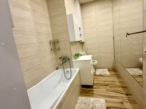 квартира за адресою Казимира Малевича вул. (Боженка), 48