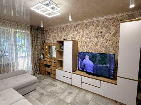 квартира за адресою Київ, Салютна вул., 9