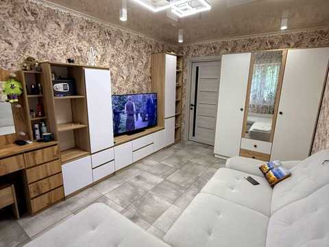 квартира за адресою Київ, Салютна вул., 9