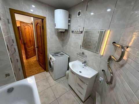 квартира по адресу Зои Гайдай ул., 10-А
