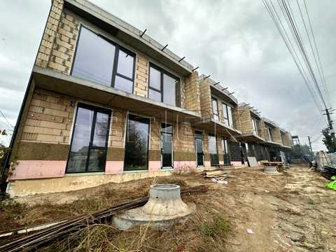 квартира по адресу Парниковая ул., 6