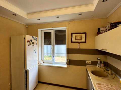 будинок за адресою Кооперативна вул., 19