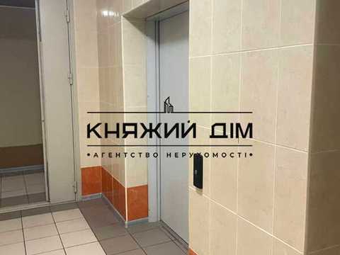 квартира за адресою Воскресенська вул., 12-А