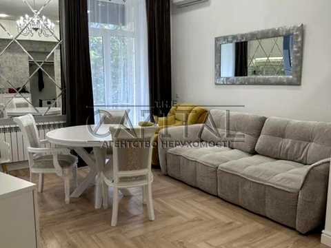 квартира за адресою Заньковецької вул., 8