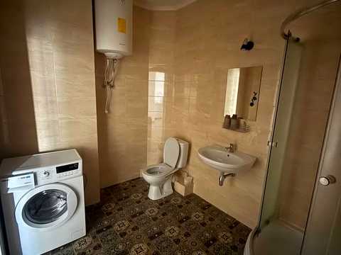 квартира за адресою Драгоманова вул., 2-Б