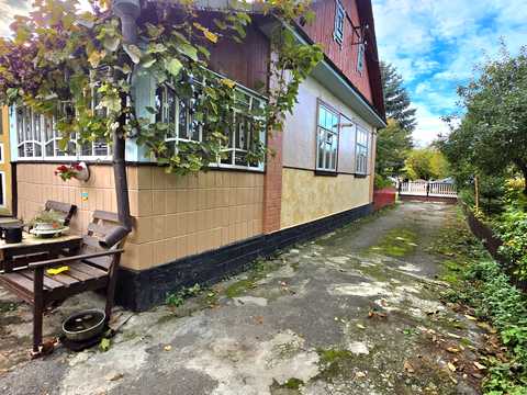 будинок за адресою с. Горбаків, Мирна